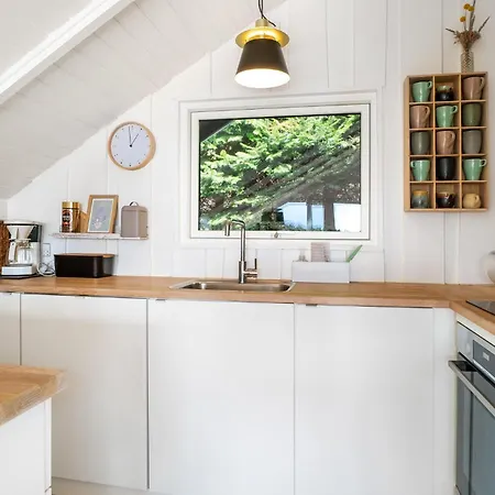 2 Bedroom Amazing Home In Ebeltoft *